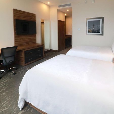 Hilton Garden Inn Monterrey Obispado Zewnętrze zdjęcie