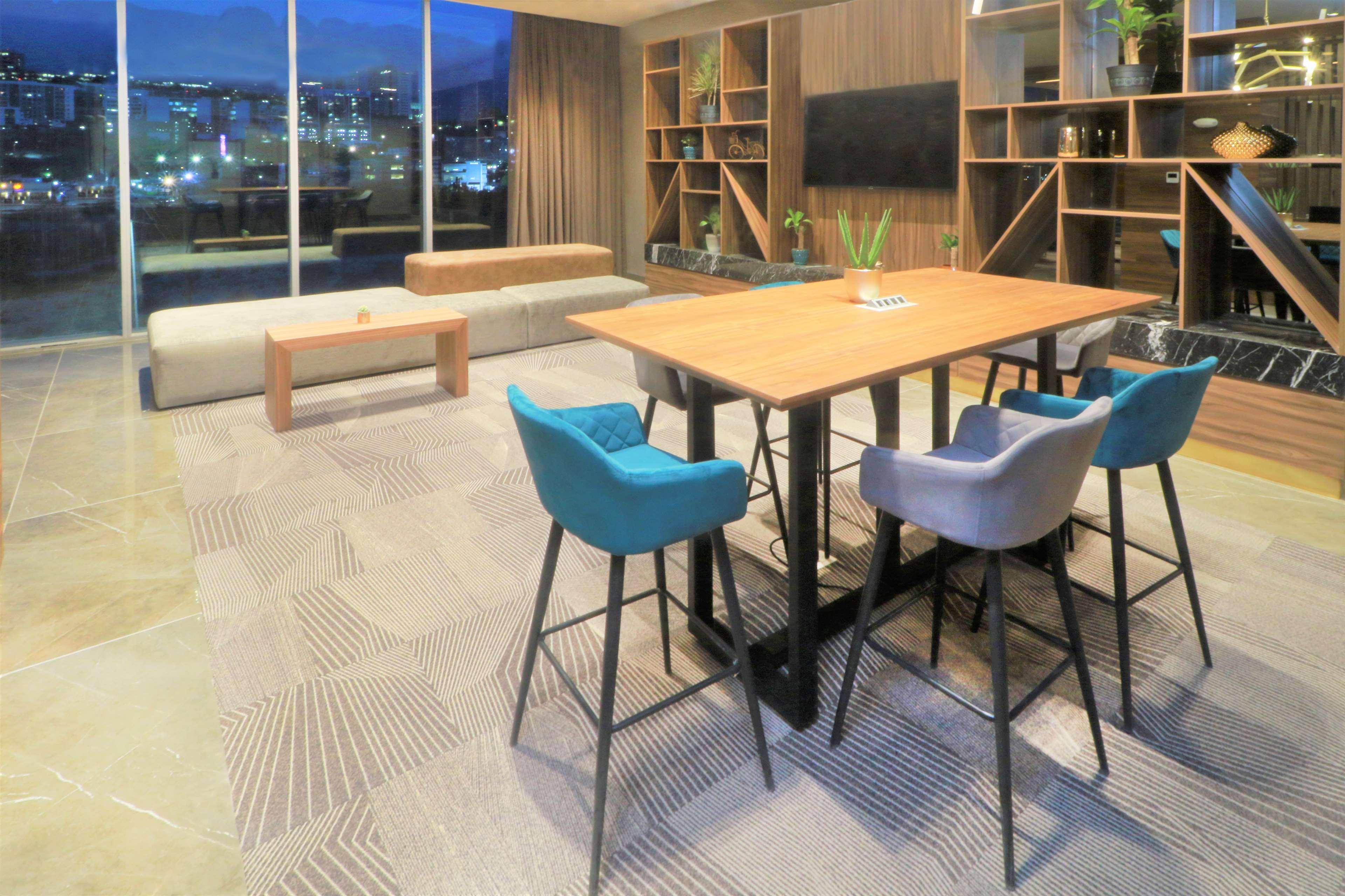 Hilton Garden Inn Monterrey Obispado Zewnętrze zdjęcie