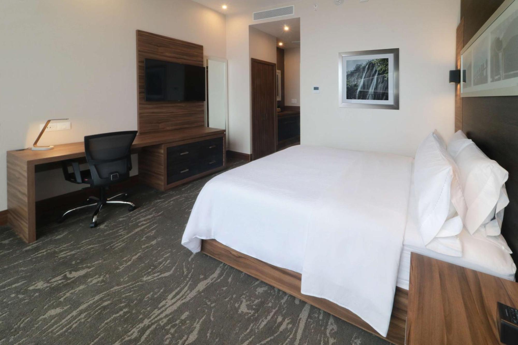Hilton Garden Inn Monterrey Obispado Zewnętrze zdjęcie