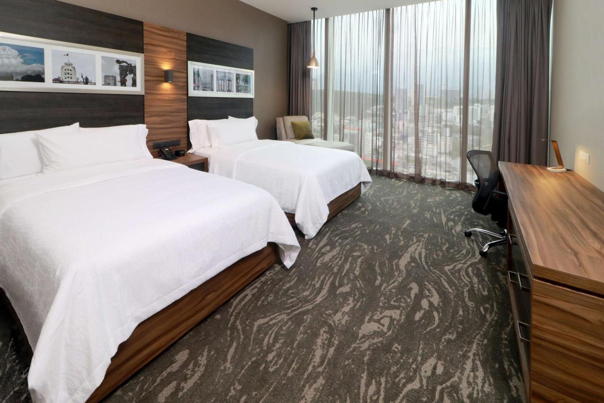 Hilton Garden Inn Monterrey Obispado Zewnętrze zdjęcie